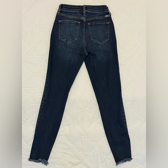 Kancan Mid Rise Frayed Hem Ankle Skinny Jeans - 25 x 27 - Picture 5 of 12